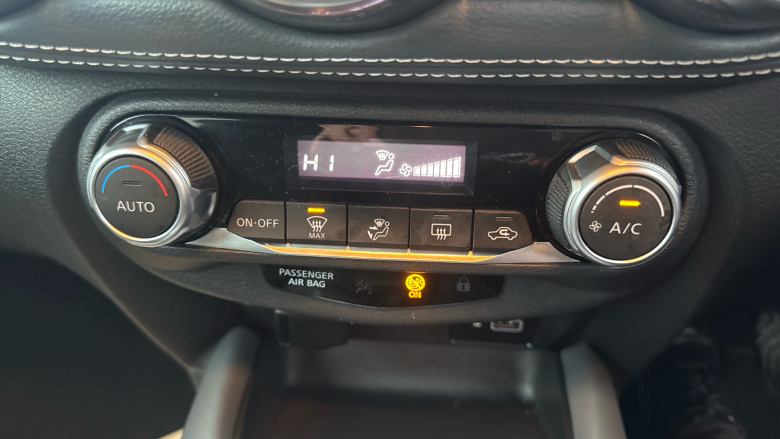 Nissan Juke 1.0 DiG-T 114 N-Connecta 5dr Petrol Hatchback